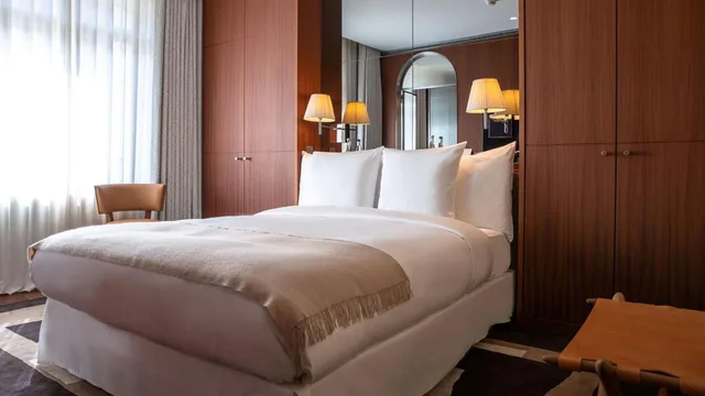 Room, King Bed, La Reserve Eden au Lac Zurich 4/8