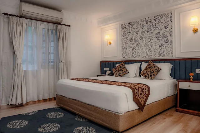 Family, Queen Bed, Kitchen, Ground Floor, Maya Manor Boutique Hotel By Kgh Group 1/10