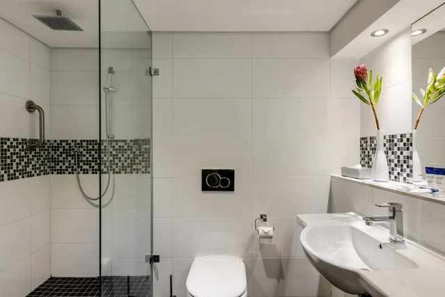 غرفة بسريرين منفصلين، Protea Hotel Knysna Quays 5/8