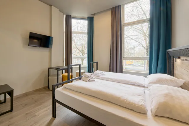 Room, Single, 3 Beds، a&o Rotterdam City 3/4