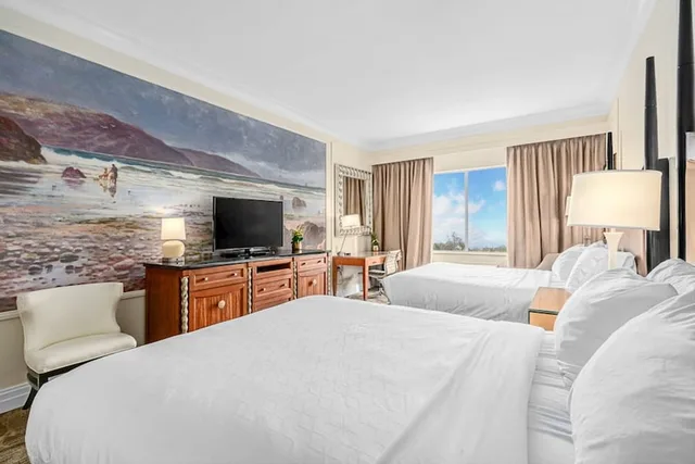 Room, 2 Queen Beds, North Side، Holiday Inn Express Long Beach 2/8