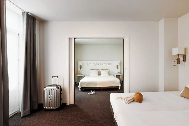 غرفة كلاسيكية رباعية بأربعة أسرّة، Hotel Saint Sauveur 2/5