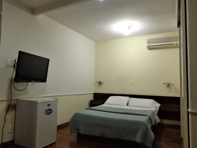 Basic, Triple, 1 Double and 1 Single Bed, Hotel Casablanca 6/10