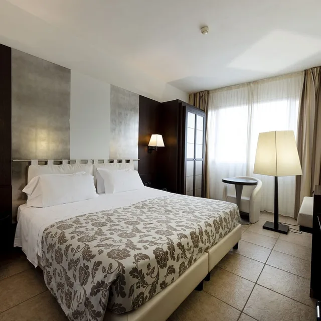 غرفة كلاسيكية بسرير مزدوج، Grand Hotel Admiral Palace 1/4