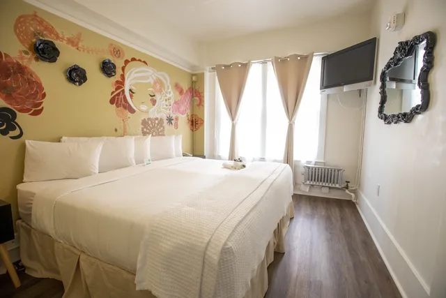 Family, Suite, Triple, Accessible, Hotel Des Arts 1/6