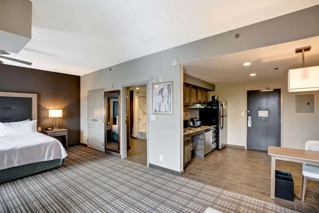 جناح استوديو بسرير كينج مع أريكة لذوي الإعاقة، Homewood Suites by Hilton Nashville Franklin Cool Springs 2/3