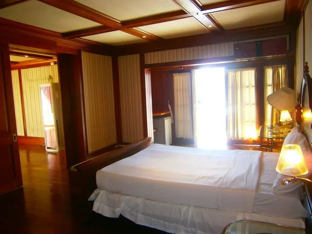 جناح رئاسي بسرير كينج وسرير فردي، Southern Cross Hotel Fiji 1/3