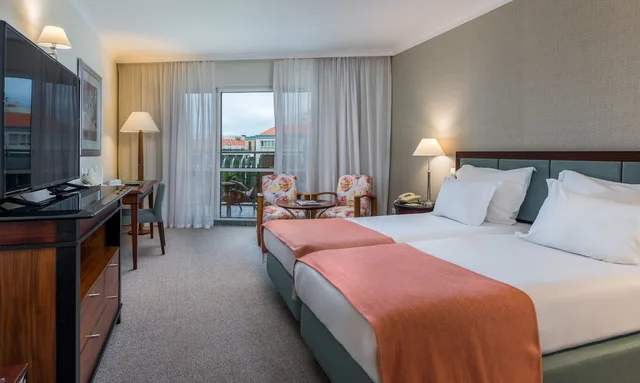 Classic, Lateral Side Sea View, Pestana Grand Premium Ocean Resort 1/4