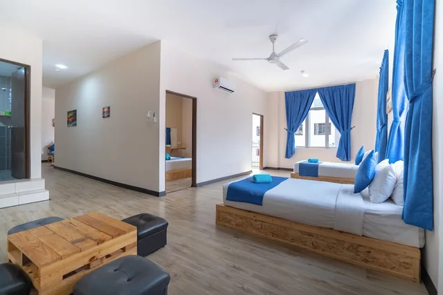 Executive, Family, 2 Double and Twin Beds، Paretto Seaview Hotel 3/4