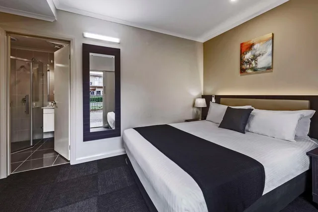 استوديو سوبيريور، Quality Hotel Melbourne Airport 3/9