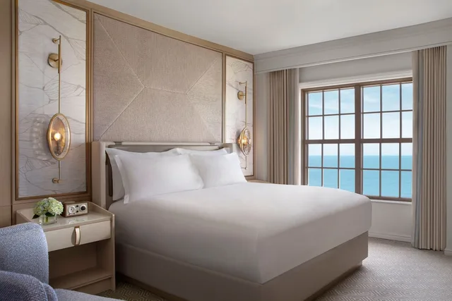 1 Bedroom, Suite, King Bed, Ocean Front, Sofa، Ritz Carlton Naples 1/5