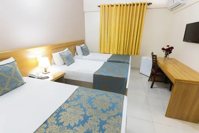 غرفة تنفيذية ثلاثية بثلاثة أسرّة، Hotel Dan Inn Express Ribeirao Preto by Nacional Inn 2/10