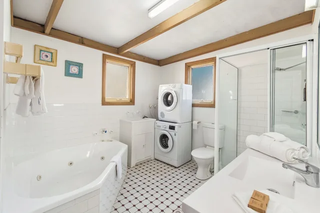 فيلا بسرير بطابقين وسريرين كوين بإطلالة على البحر بـ3 غرف نوم، Coachhouse Marina Resort 7/9