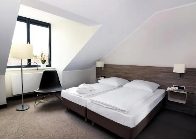 غرفة، Hotel Schweizer Hof Kassel 1/1
