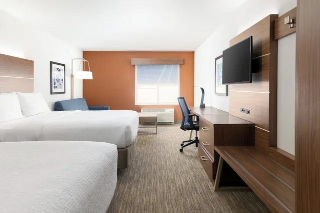 Suite, 2 Queen Beds, Accessible, Holiday Inn Express & Suites Las Vegas SW Spring Valley, an IHG Hotel 4/5