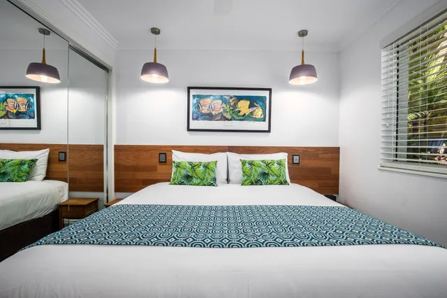 شقة سوبيريور بسريرين كوين وسريرين منفصلين بـ3 غرف نوم بإطلالة جزئية على البحر، Watermark Resort 5/6