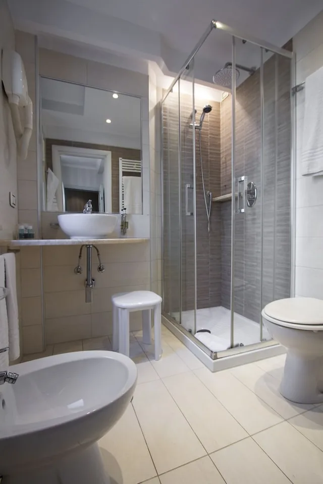 غرفة قياسية مفردة، Flora Hotel Milan 11/11