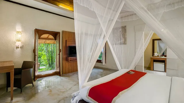بنغل بسرير كينج، Tonys Villas and Resort Seminyak Bali 2/3