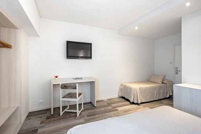 غرفة سوبيريور ثلاثية بسرير كينج وسرير فردي، Hotel Sennac 1/1