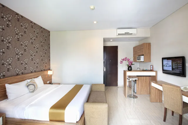 Boutique, Suite, Queen Bed، Rasuna Icon Hotel 2/4