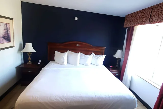 جناح بسرير كينج، Wingate by Wyndham Youngstown/Austintown 2/4