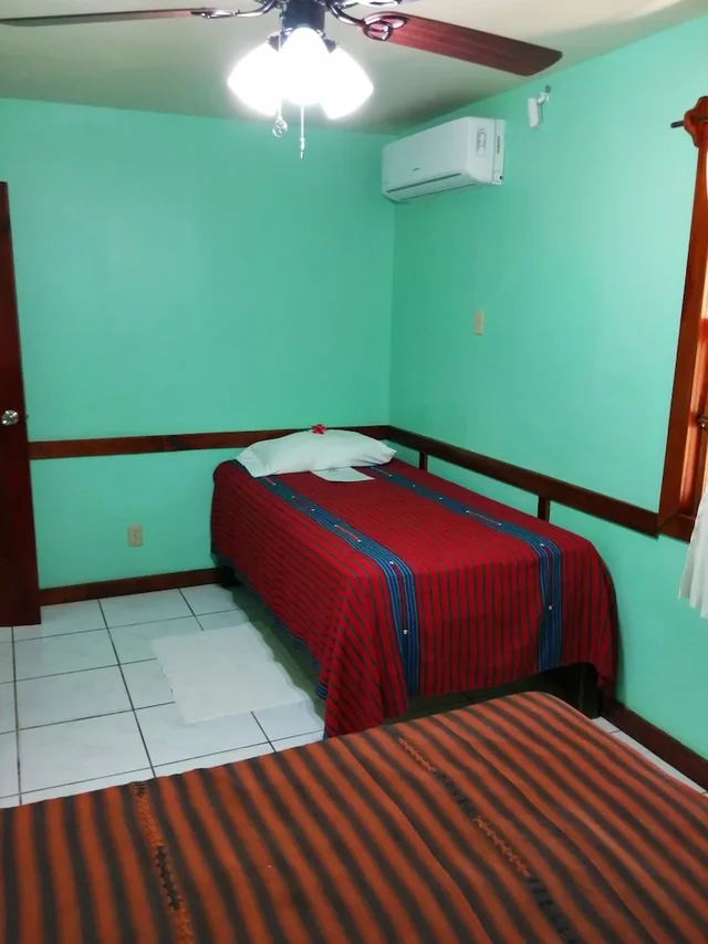Garden, Suite, Twin Beds, 1 King and 1 Single Beds، Bananarama Dive and Beach Resort 3/4