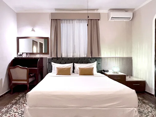غرفة قياسية بسرير كينج، Casa Lucia Hotel Boutique 2/4