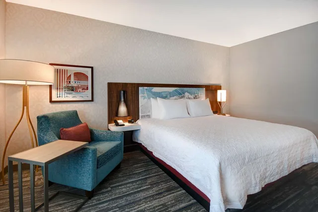 غرفة بسرير كينج لذوي الإعاقة، Hampton Inn Tucson Downtown 1/1