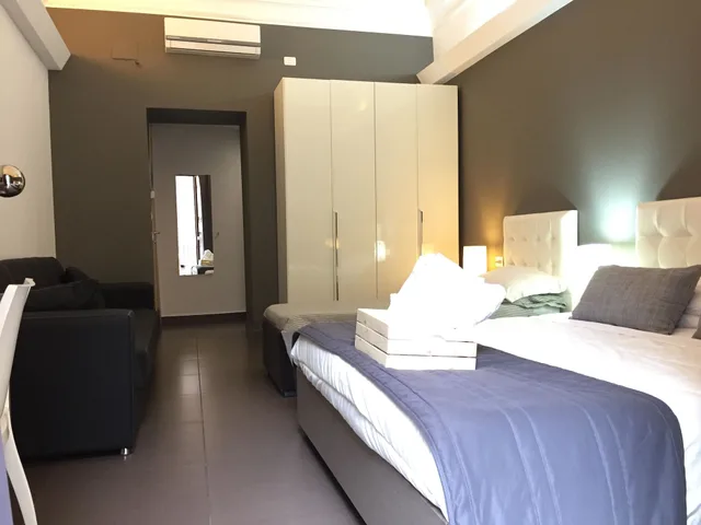 غرفة قياسية ثلاثية بسرير كوين مع أريكة، Ottomood Ala Ovest Catania Centro 1/6