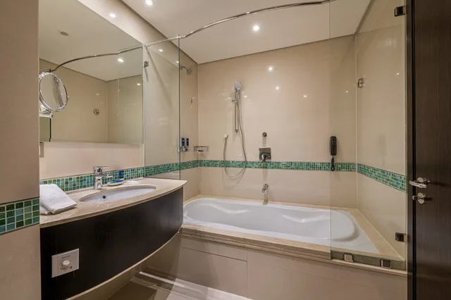 غرفة كلاسيكية بسريرين منفصلين، Four Points By Sheraton Kuwait 3/6