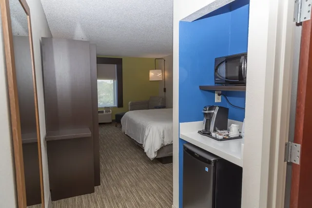 غرفة قياسية بسرير كينج، Holiday Inn Express Clayton (SE Raleigh), an IHG Hotel 6/6