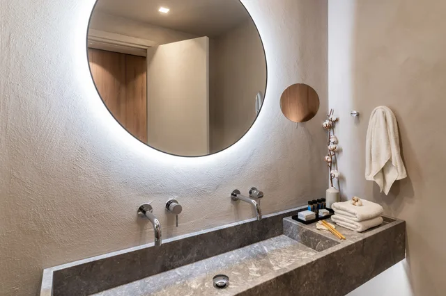 Junior Suite, Studio, Queen Bed, 2 Sofa، Ella Elissa - Adults Only 4/7