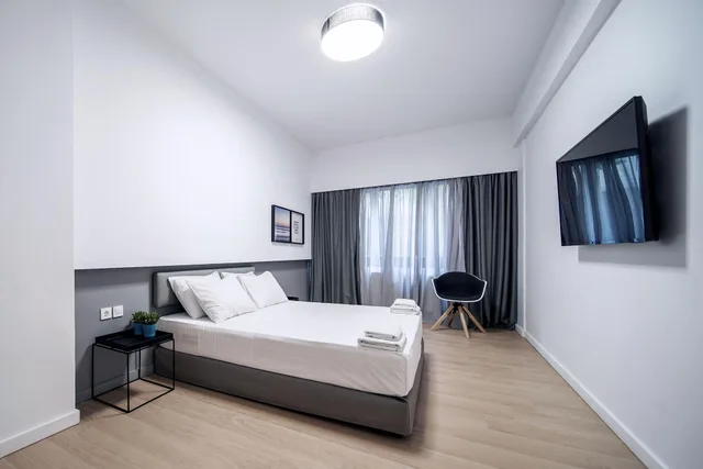 شقة فاخرة بشرفة بغرفتي نوم، Heritage Boutique Apartments 3/10