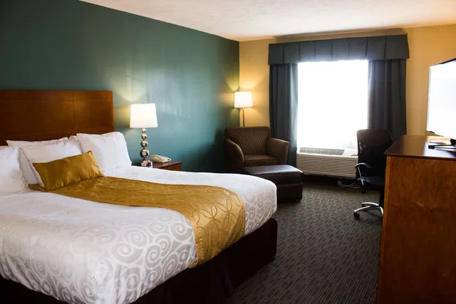 غرفة بسرير كينج لذوي الإعاقة، Quality Inn Kilmarnock VA 1/1