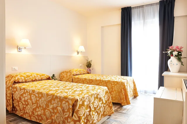 غرفة كلاسيكية بسريرين منفصلين، Hotel Muita Di Mari 2/7