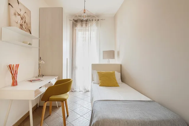 2 Bedrooms, Classic, Apartment, 1 Queen and 1 Single Bed, Sofa, Garden Area، HQ Aparthotel Milano Inn - Smart Suites 3/6