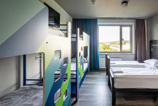 غرفة بستة أسرّة، a&o Hostel Weimar 4/9