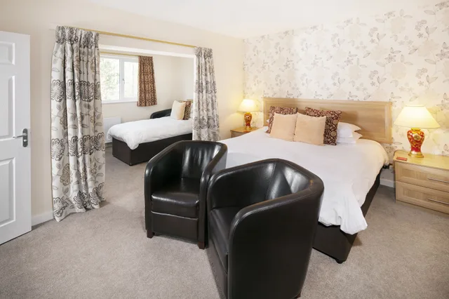 غرفة عائلية كبيرة بثلاثة أسرّة في الطابق الأرضي، Hawksmoor Guest House 1/4