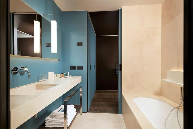 Twin Guestroom، Hilton Lake Como 12/16