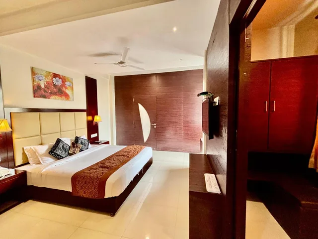 جناح، Hotel Sai Jashan 2/2