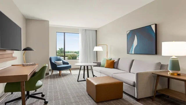 جناح بسرير كينج بغرفة نوم واحدة بمطبخ لذوي الإعاقة، Staybridge Suites - Lexington S Medical Ctr Area, an IHG Hotel 3/4