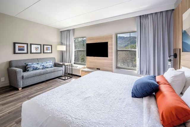 استوديو بسرير كينج بإطلالة على الجبل، Hampton Inn Suites Cashiers Sapphire Valley 2/5