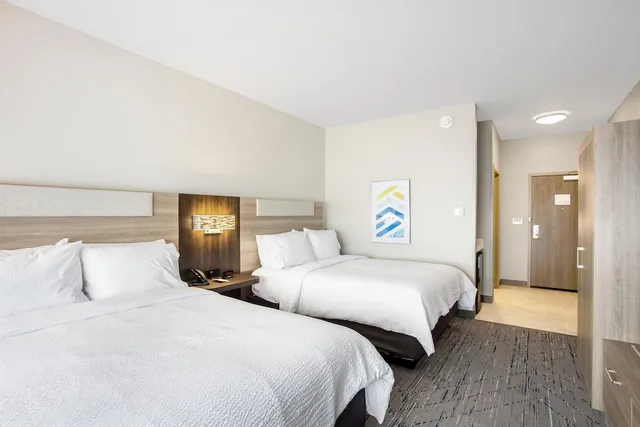 غرفة قياسية بسريرين كوين لذوي الإعاقة، Holiday Inn Express Peotone 3/10