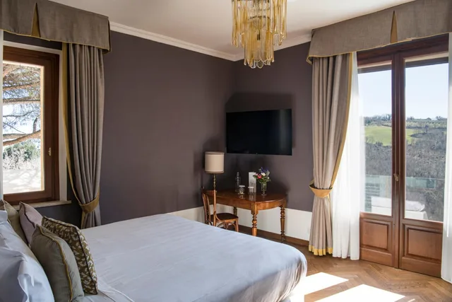 غرفة بسرير كوين بشرفة، La Posta Hotel & Thermal Spa 6/10