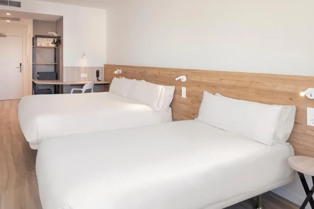 غرفة عائلية، B&B HOTEL Ecija 5/7