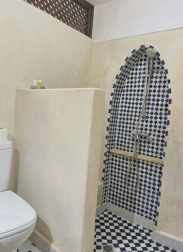 غرفة ديلوكس بسرير مزدوج بحمام خاص، Riad Jnan el Cadi 8/10