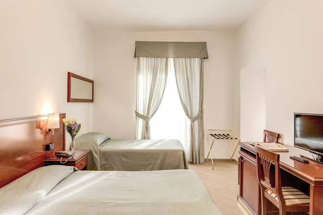 غرفة ثلاثية، Hotel Flavio Rome 1/10