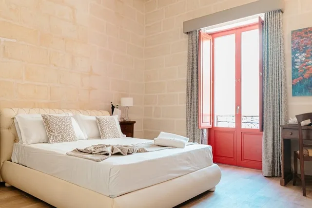 جناح جونيور بسرير كوين في الملحق، PALAZZO VIOLETTA 2/10