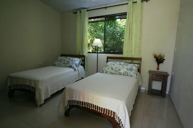 غرفة بسرير كينج بإطلالة على الحديقة، Hotel B B Garden Grecia 2/5
