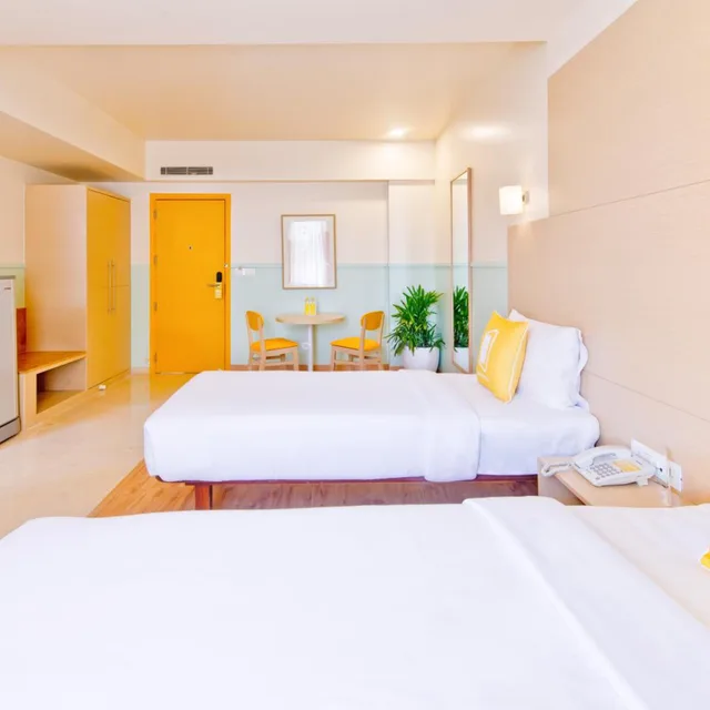 جناح ديلوكس بسريرين منفصلين، Bloom Hotel Indiranagar 1/5